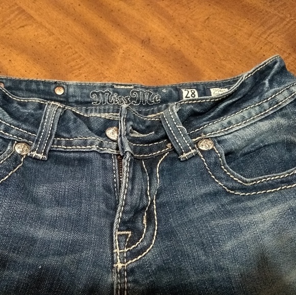 Boot cut Miss Me jeans - Picture 2 of 2